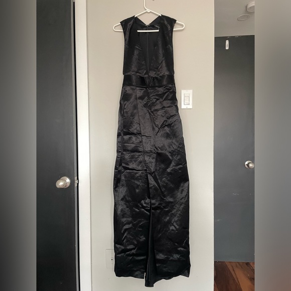 Theyskins’ Theory Deiliah Slit-Front Gown - Picture 2 of 6